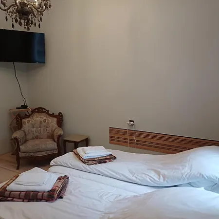 Ktt House Lägenhet *